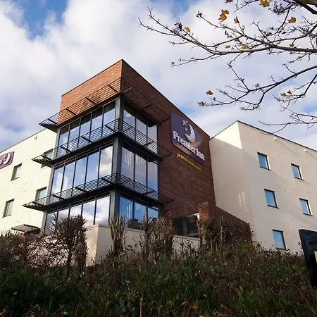 Premier Inn Exeter-3